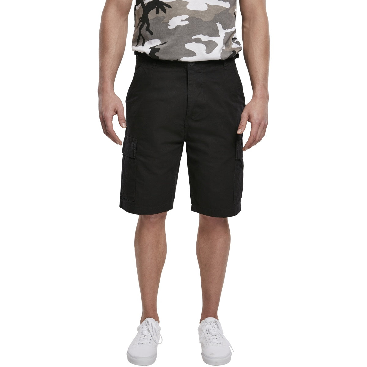 front view of brandit black bdu ripstop shorts