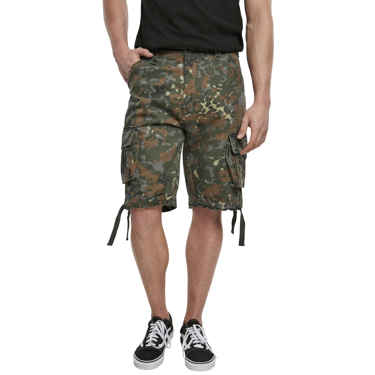 front view of brandit urban legend flecktarn shorts