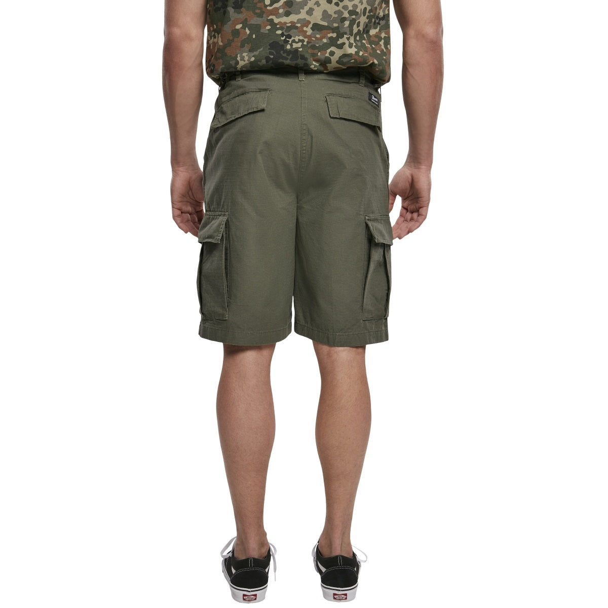 rear pockets of brandit olive bdu ripstop shorts