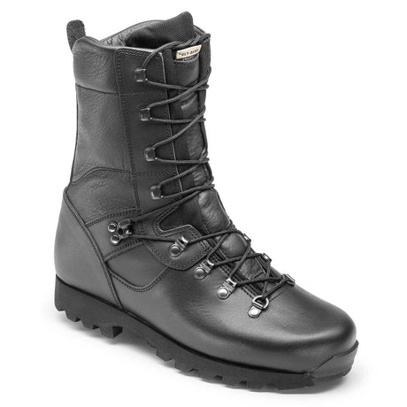 black altberg sneeker microlite boots