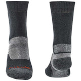 front back of bridgedale midweight merino boot sock gunmetal grey