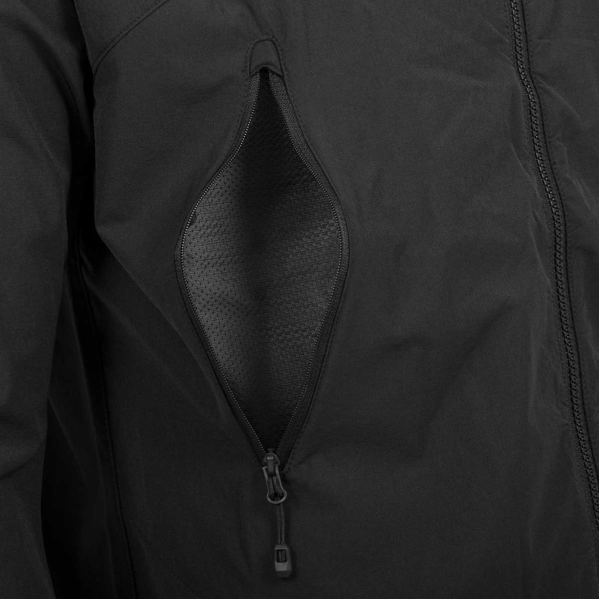 Chest Pocket of Highlander Hirta Jacket Black